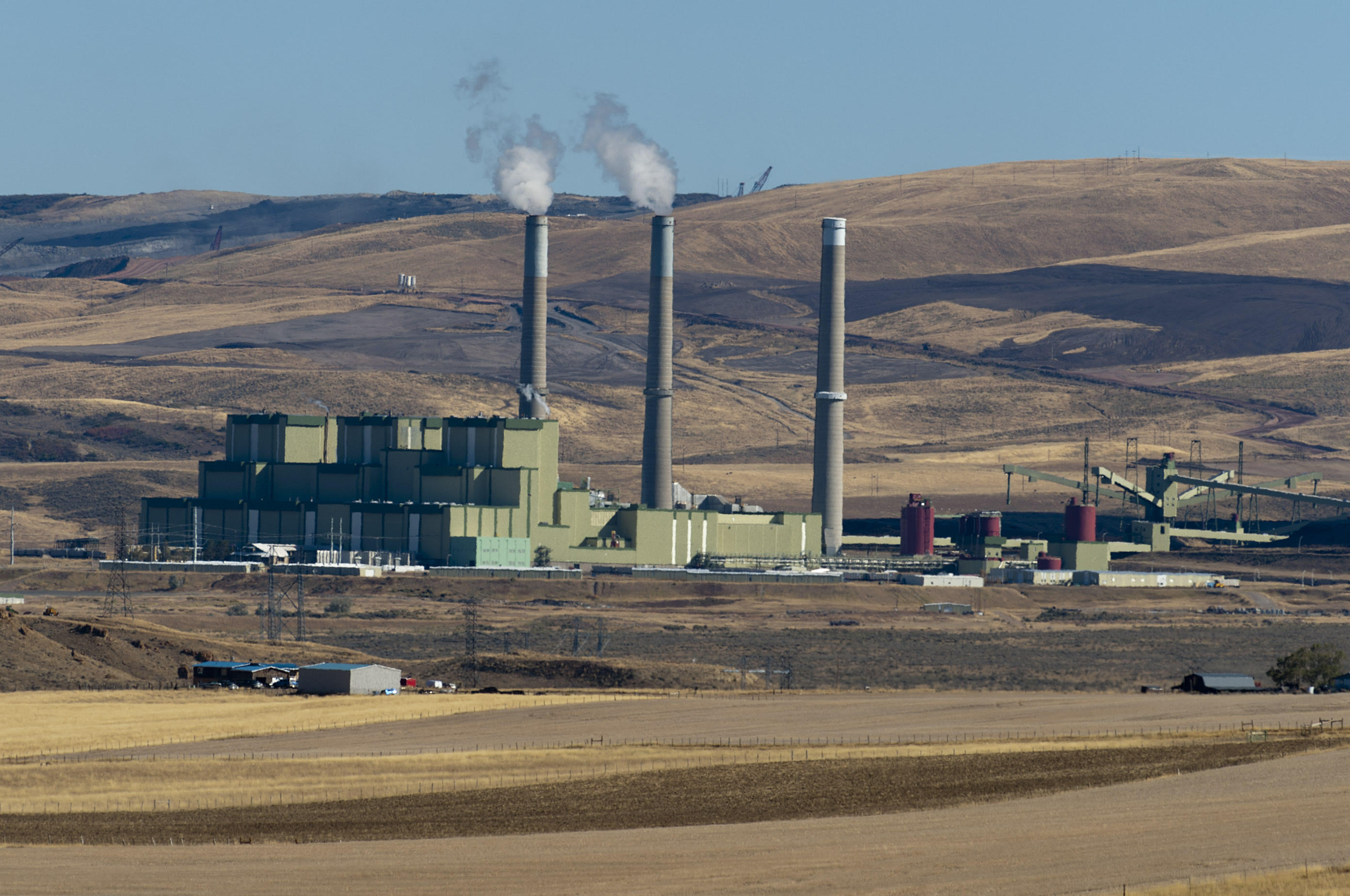 Colorado falls further behind on meeting its greenhouse gas reduction goals 