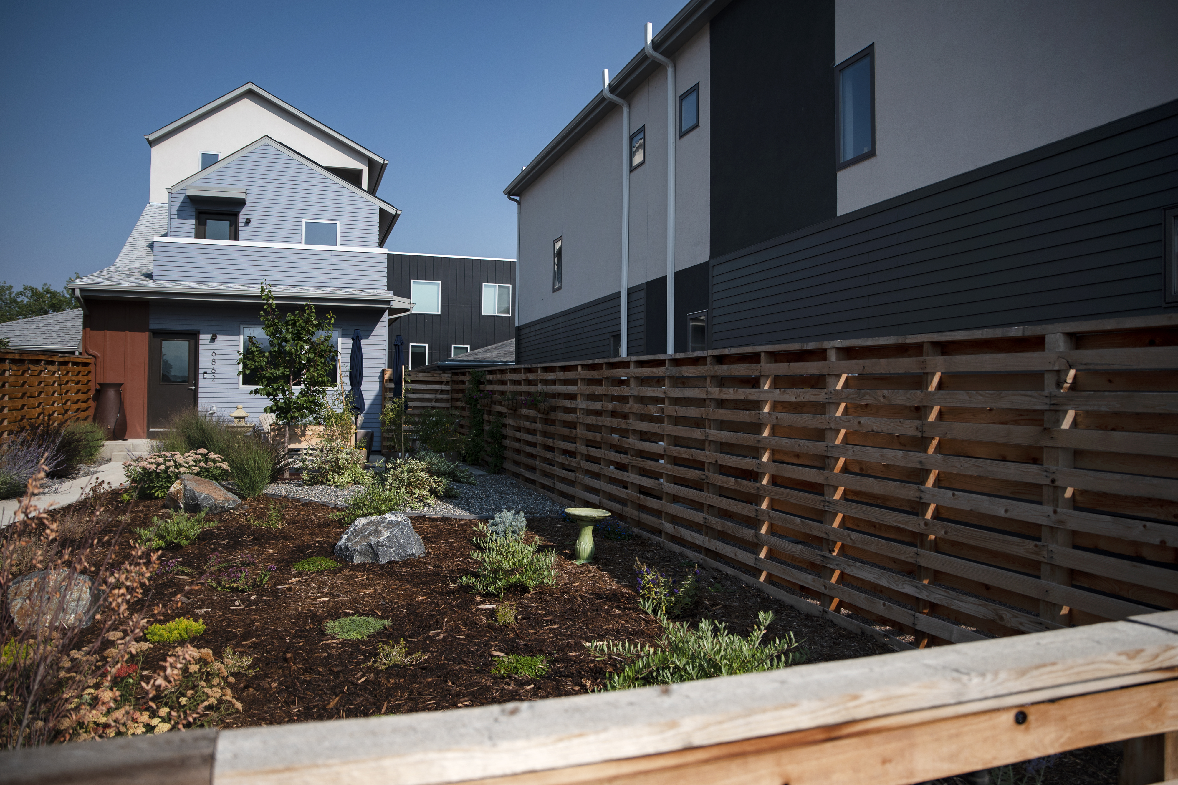 A graphic showing how much the ingredients in a burger have increased