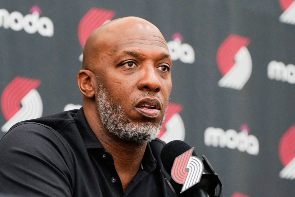 Denver basketball legend Chauncey Billups arrested in federal illegal betting probe, sources say