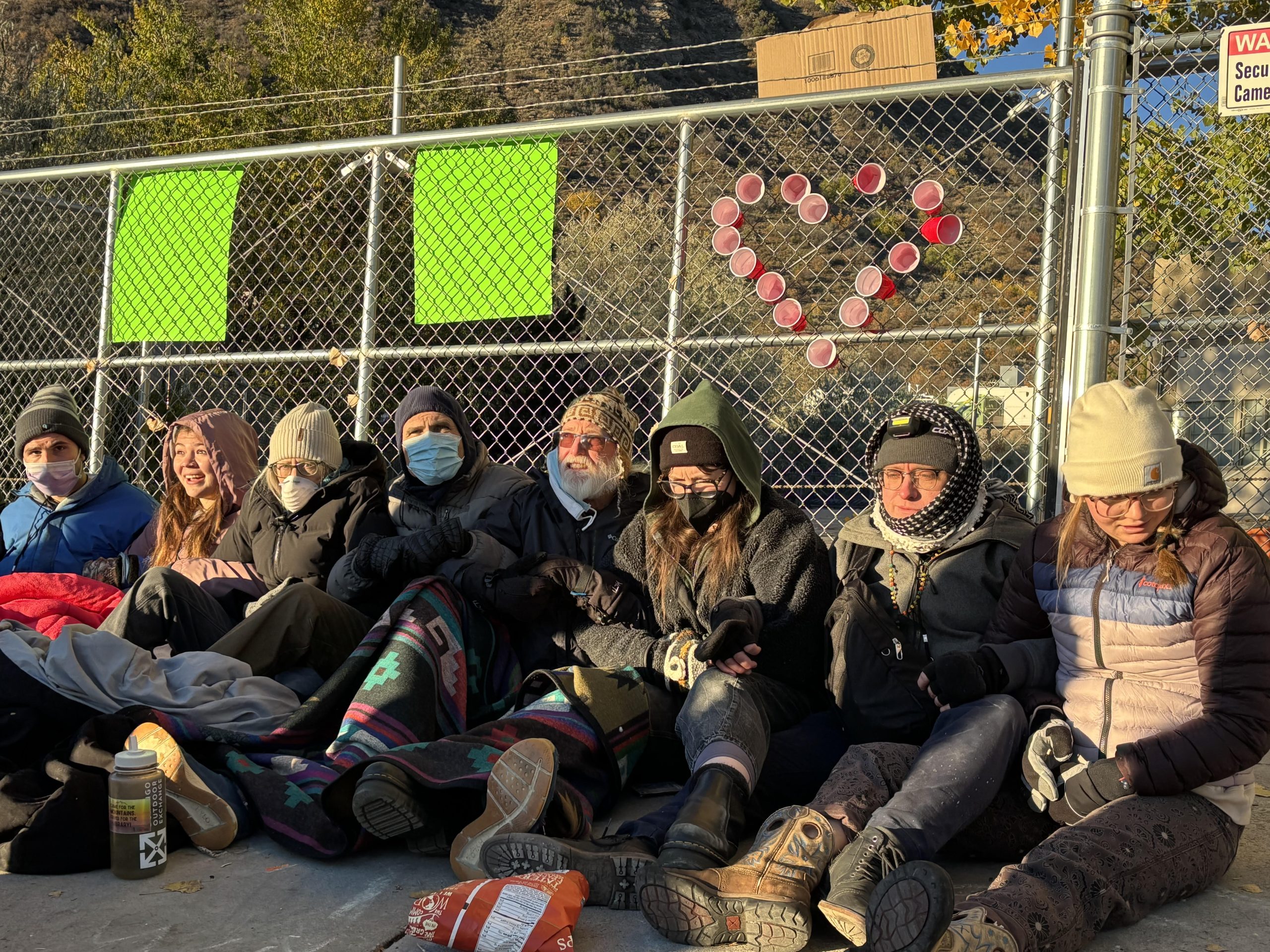 Hundreds protest outside ICE building in Durango after 2 children, father detained