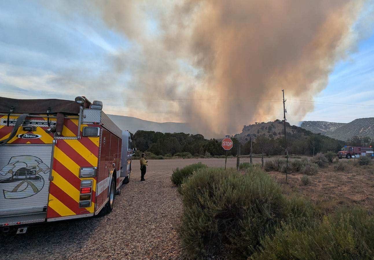 Crews fighting Dry Creek fire in Garfield County get reprieve after overnight rains