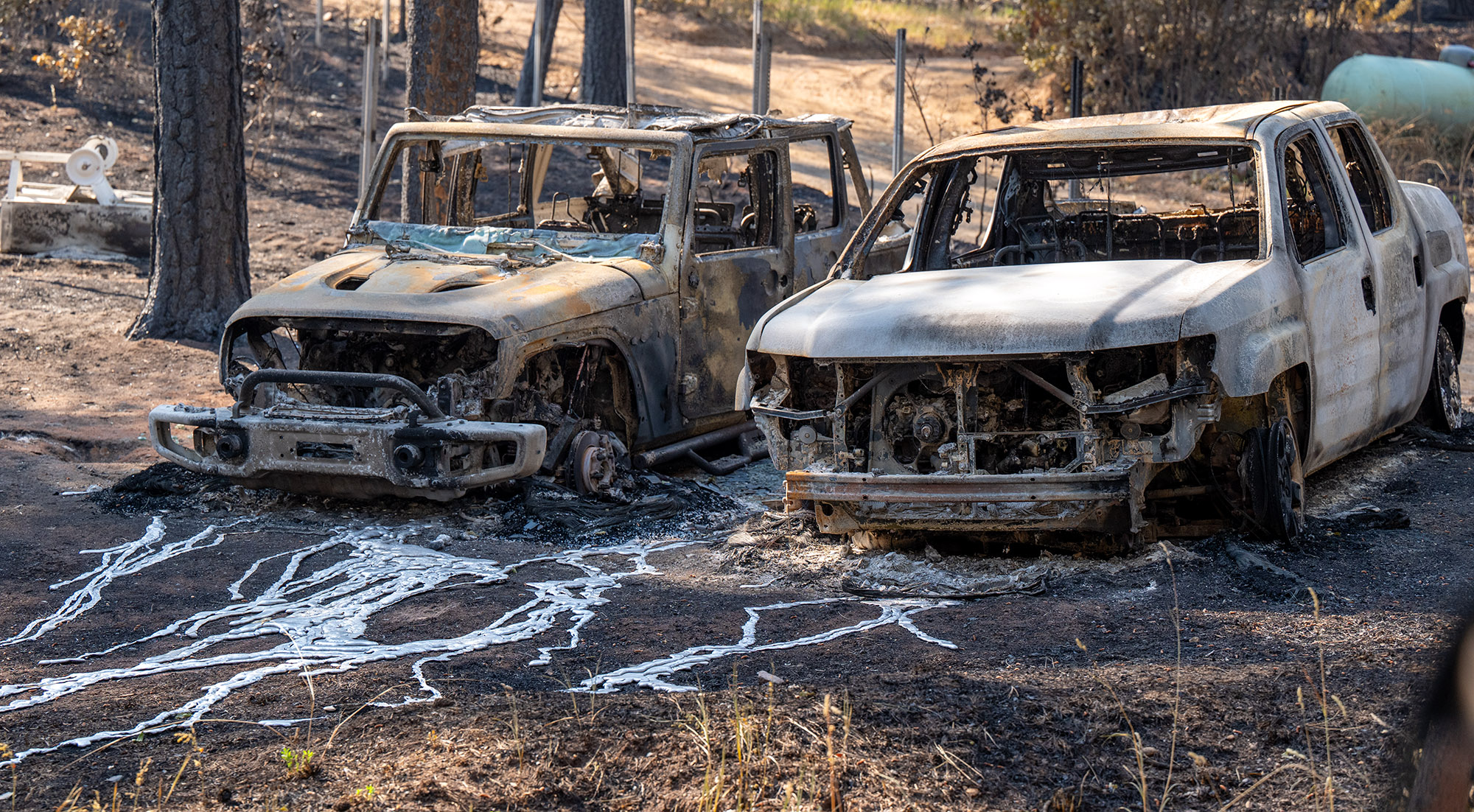 Firefighters in Beulah recount desperate battle against “monster” blaze fueled by 100 mph winds