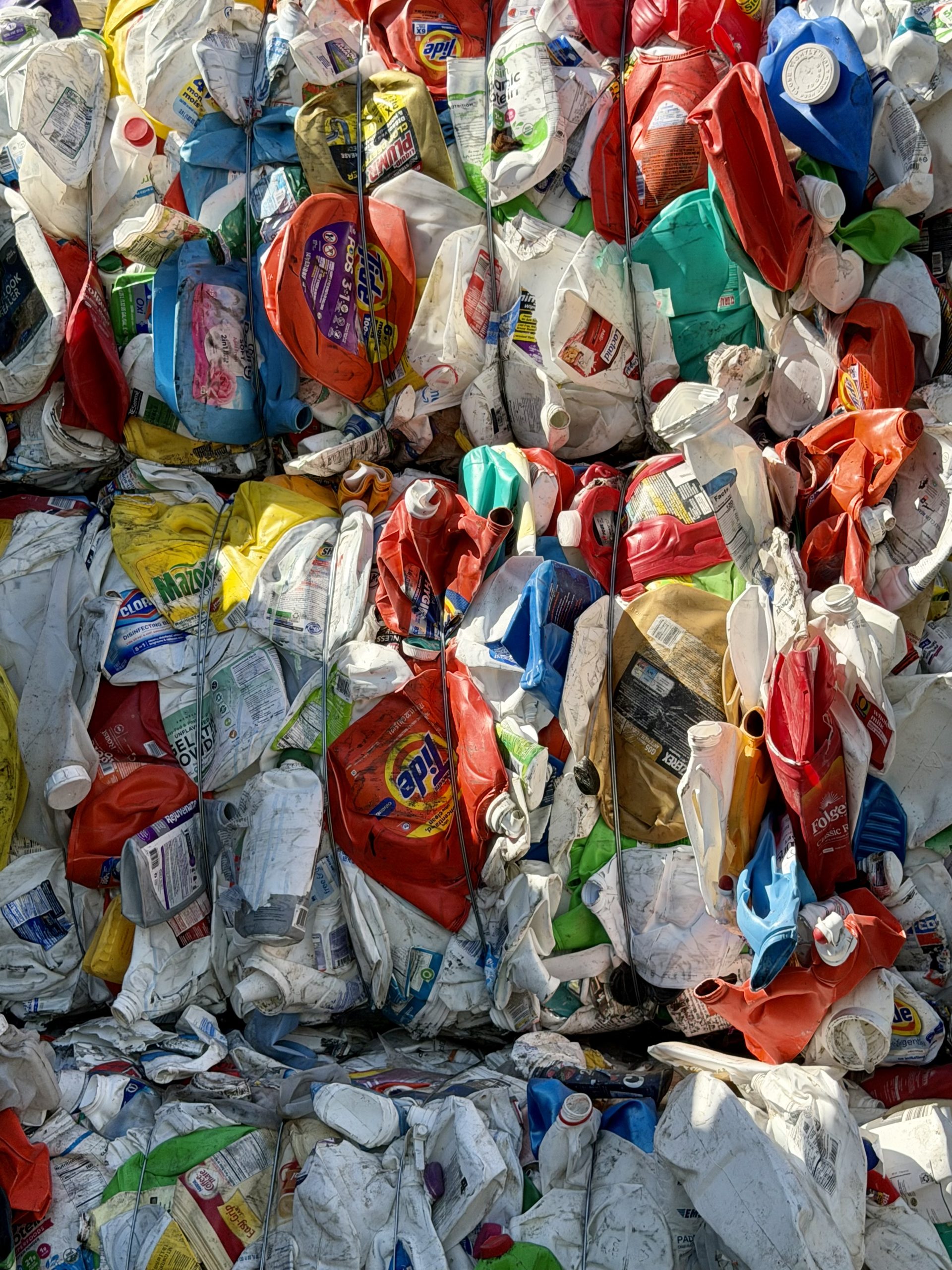 AI robot arm aims to pluck more recycling out of Denver metro area