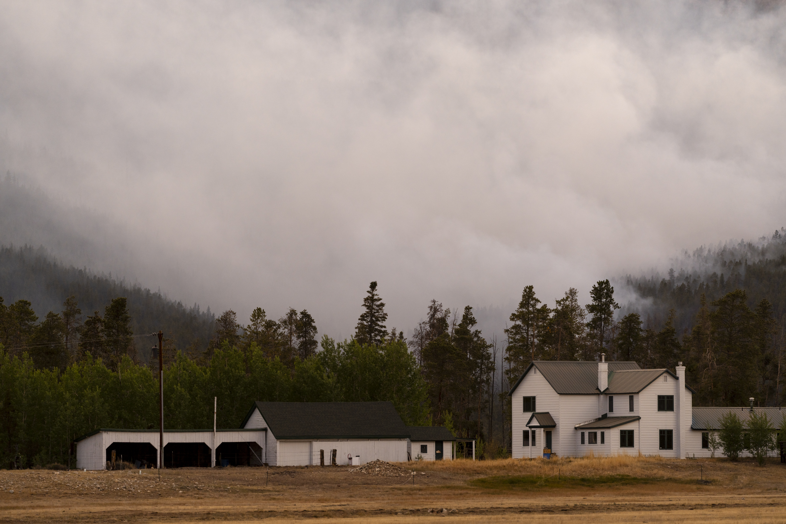 Heat, wind expected to intensify Colorado wildfires as Aspen Acres nears 100,000 acres
